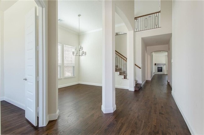 Building Photo - 2064 Remington Dr