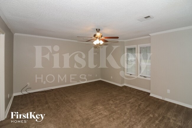 Foto del edificio - 6550 Fox Horn Pl