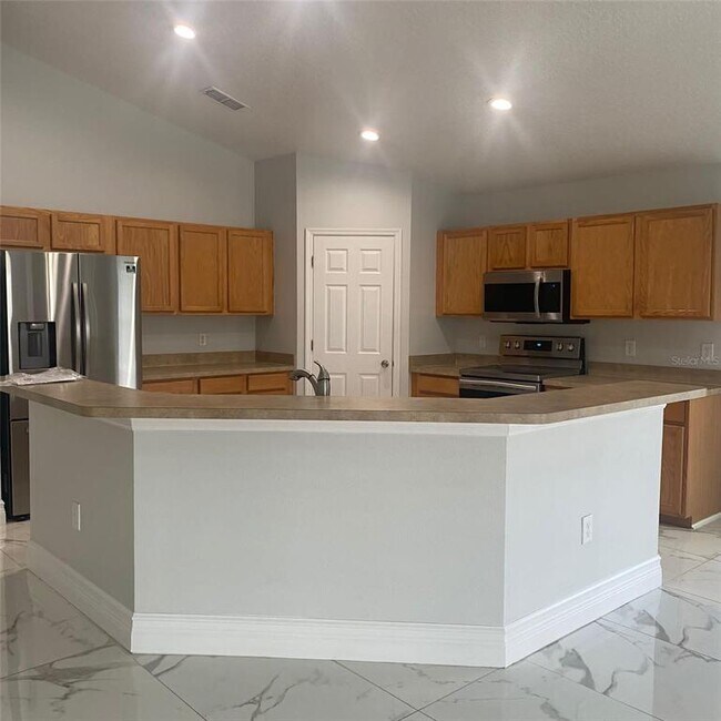 Building Photo - 2713 Callaway Ln