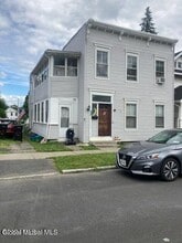 Building Photo - 577 6th Ave