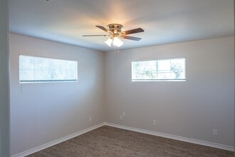 Building Photo - 2801 Carrolton St