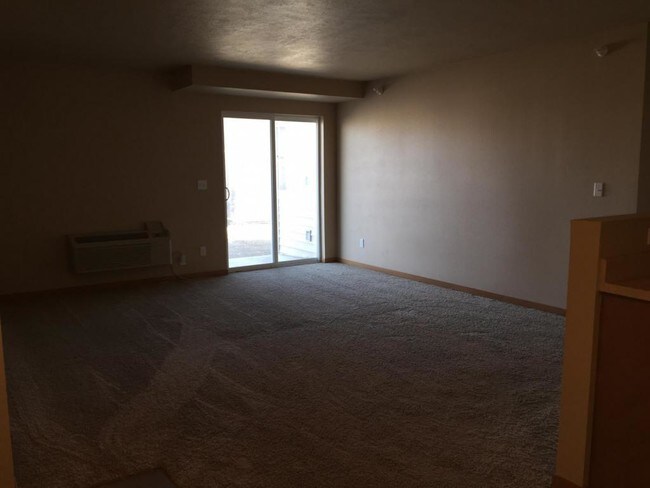 Building Photo - 1624 20th Ave NW #102