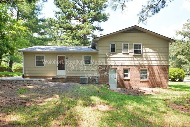 Foto del edificio - 119 Monterey Ln