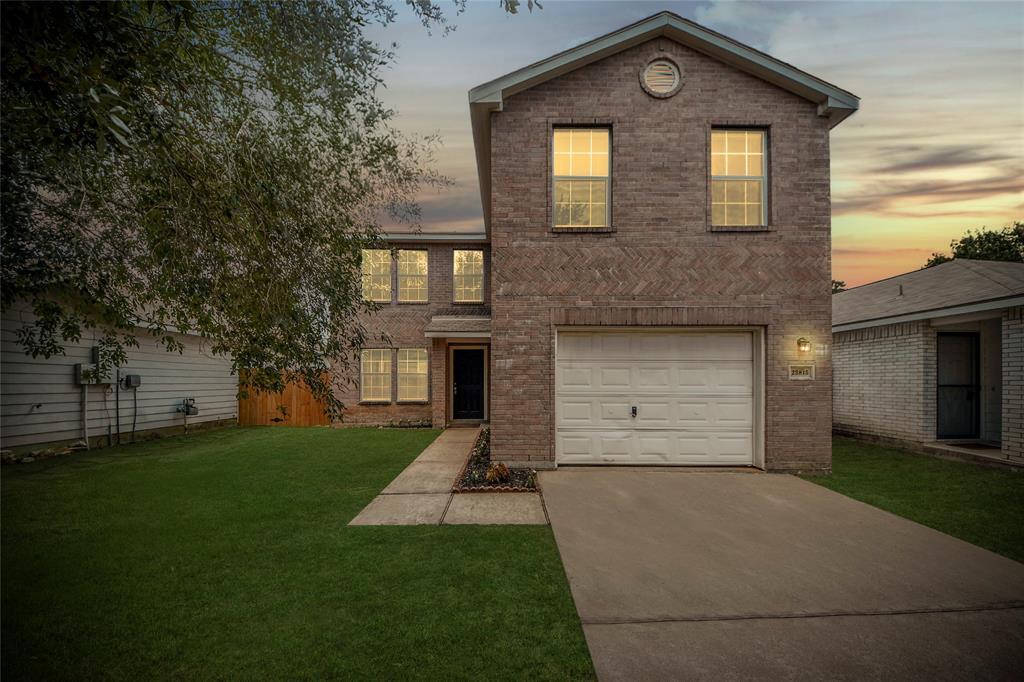 Foto principal - 22815 Sherioaks Ln