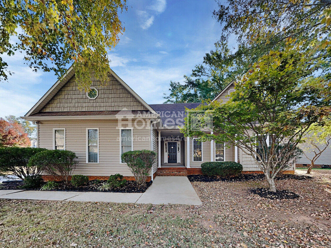 Primary Photo - 1 Yardley Court