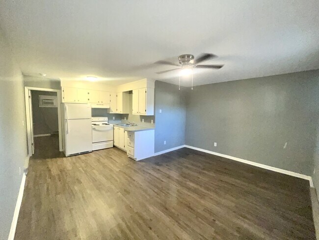 Foto del edificio - 1095 Cheyenne Ct