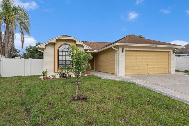 Building Photo - 5479 Friarsway Dr