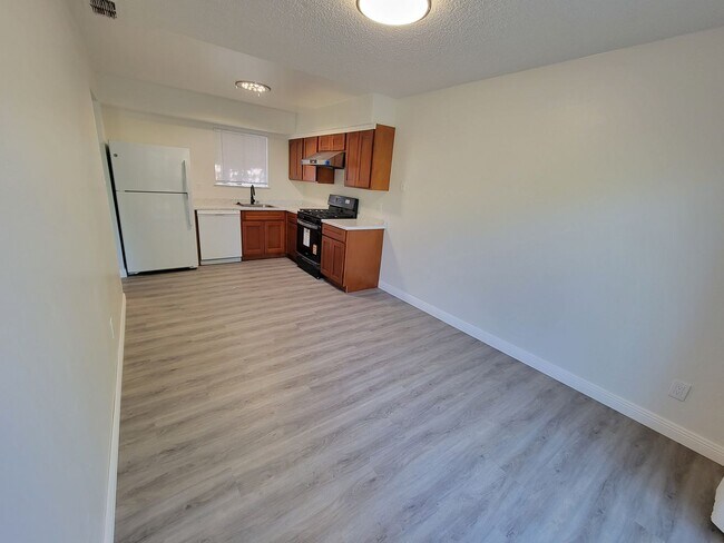 Foto del edificio - Newly Renovated 3bed/1.5bath Home in Ranch...