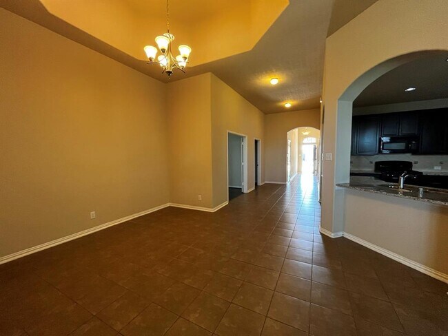 Building Photo - 16007 David Hill Ln