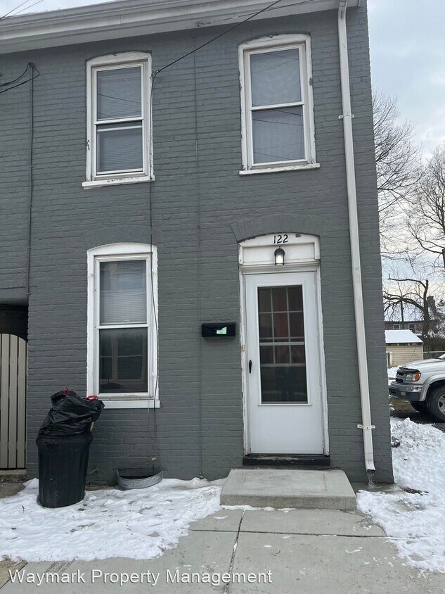 Primary Photo - 2 br, 1 bath House - 122 E. Liberty Ave.