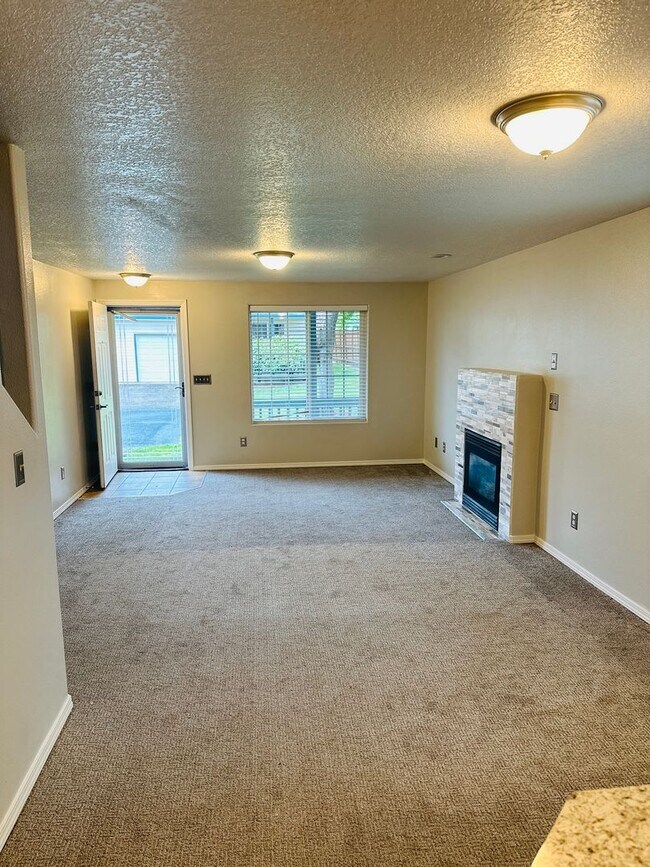 Foto del edificio - Charming Condo in Terrific Central Location