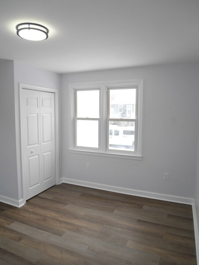 Building Photo - Modern Comfort Meets Prime Location: 3-Bedroom, 4-Bathroom Gem in Parkville, MD!