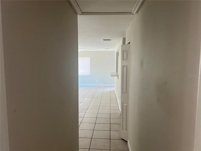Building Photo - 4101 Kalwit Ln