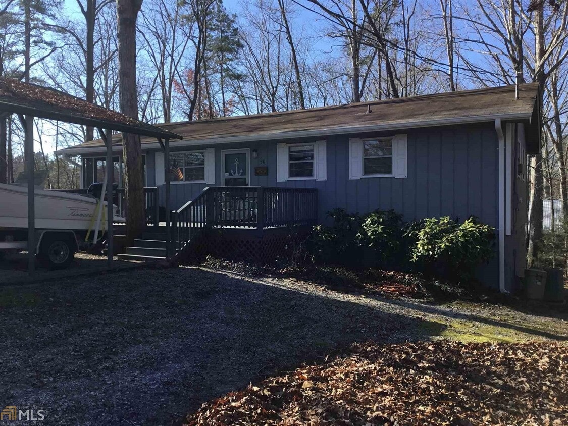 Primary Photo - 511 Lakeshore Cir