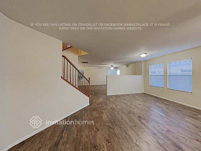 Foto del edificio - 3328 Famiglia Dr