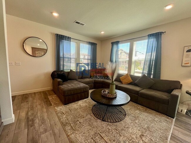 Photo - 4312 S Nepal St Townhome