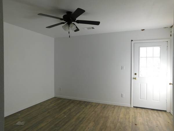Foto del edificio - 701 Poplar St