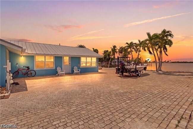 Building Photo - 2669 Coco Plum Dr