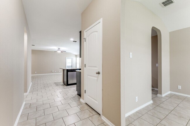 Foto del edificio - WILDHORSE AT TAUSCH FARMS RENTAL