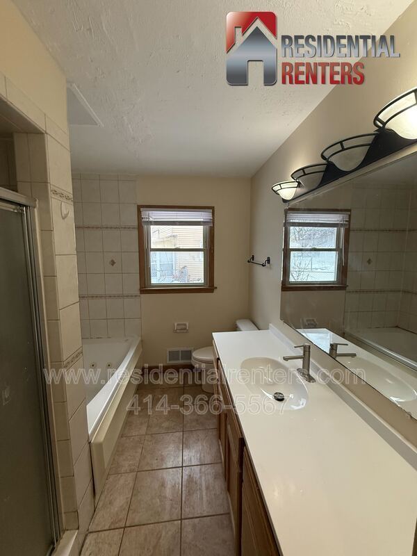 Foto del edificio - 6580 N 73rd St