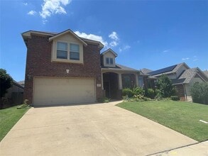 Building Photo - 9717 Delmonico Dr