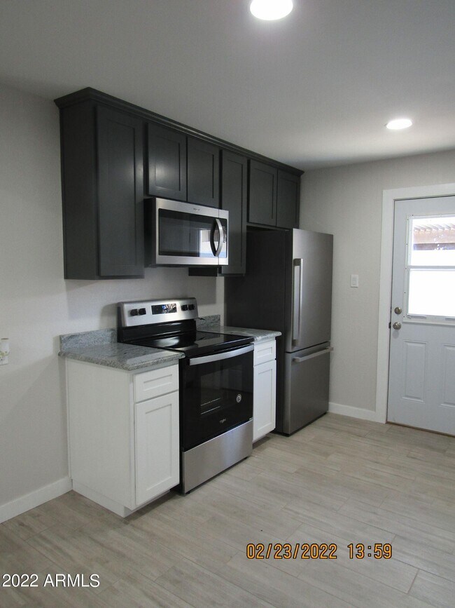 Foto del edificio - 4912 E Holly St