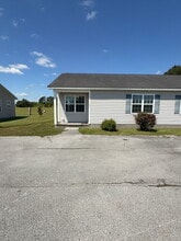 Building Photo - 206 Angus Ln