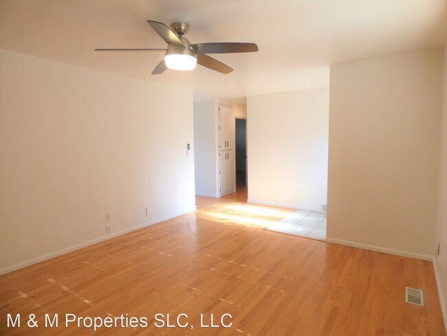 Building Photo - 4 br, 2 bath House - 223 E Kristin Dr 9700 S