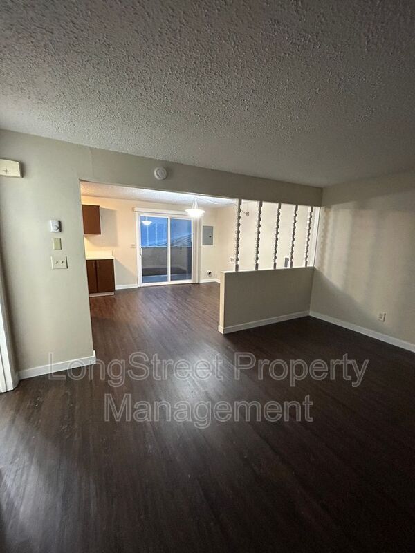 Building Photo - 14153 SW Allen Blvd