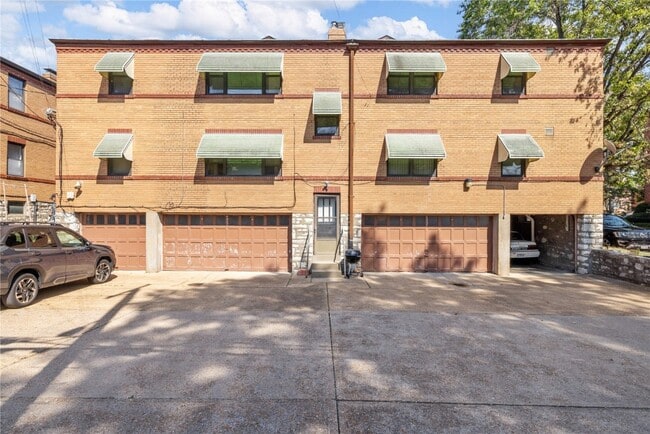 Building Photo - 4931 Jamieson Ave