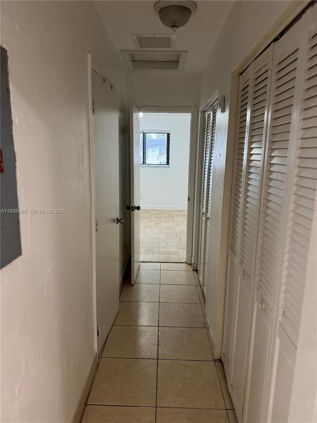 Foto del edificio - 6510 Grant Ct