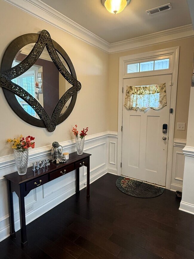 Foto del edificio - Sought-After Skybrook Community