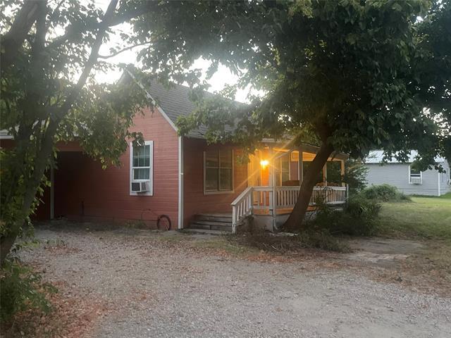 Primary Photo - 402 FM 513