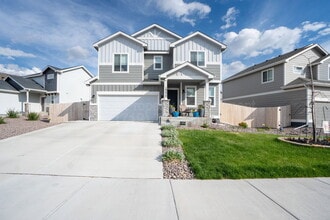 Building Photo - 10477 Luneth Dr