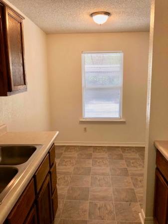 Foto del edificio - 938 Cleveland St