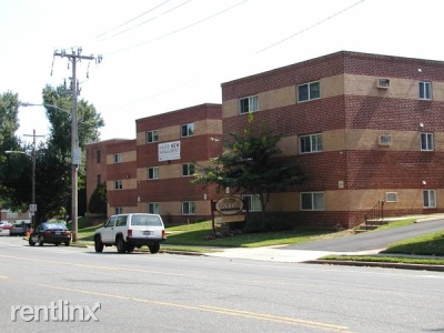 Building Photo - 1800 Benton St