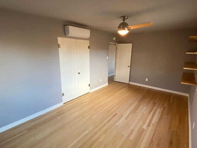 Foto del edificio - 4216 Roma Ave NE