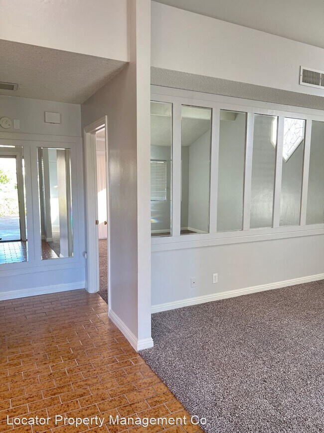 Building Photo - 4 br, 2 bath House - 7801 Selkirk Dr.