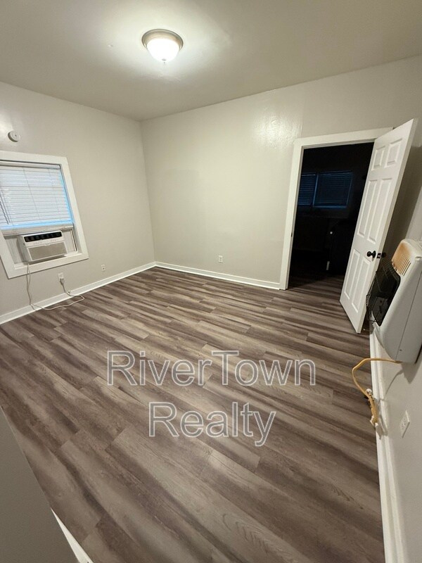 Photo - 755 Baltimore St House