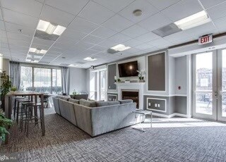 Foto del edificio - 2726 Gallows Rd