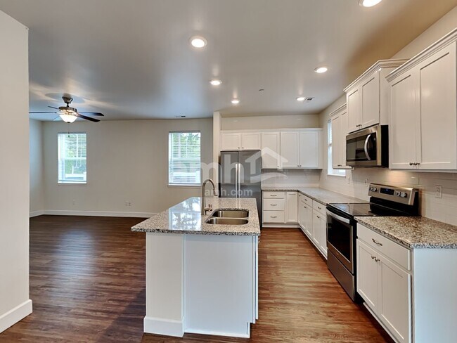 Foto del edificio - 10605 138th St Ct E