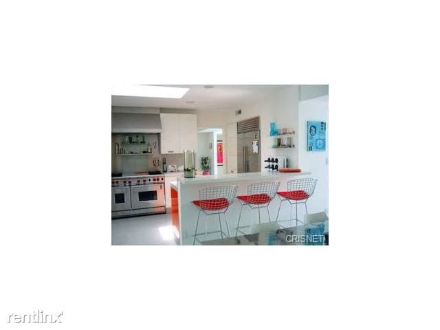 Building Photo - 11554 Dona Evita Dr