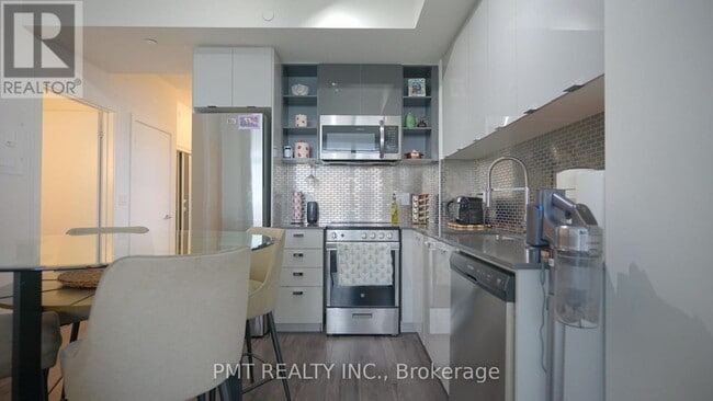 Building Photo - 10 De Boers Dr