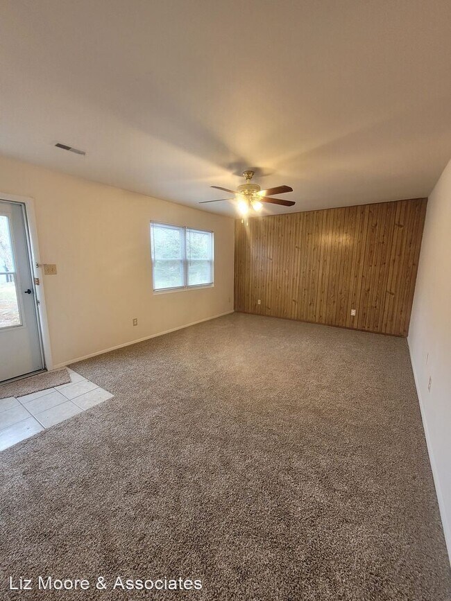 Building Photo - 3 br, 2 bath House - 7080 Margaret Drive