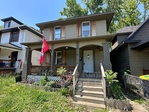 Building Photo - 2316 Spruce Ave