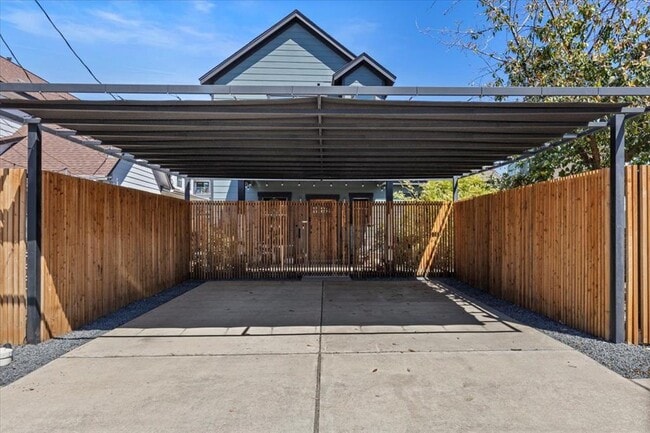 Foto del edificio - 3014 Neal St