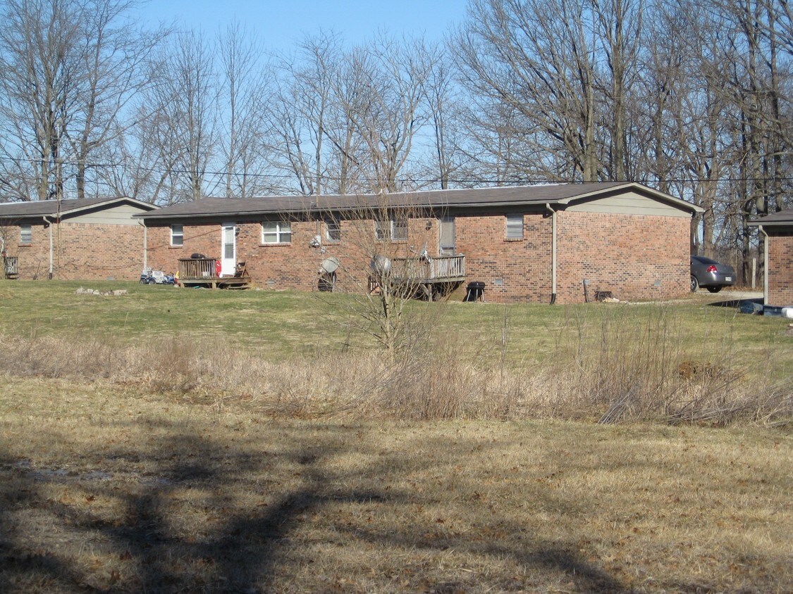 Building Photo - 2215-2239 N PR 470 W