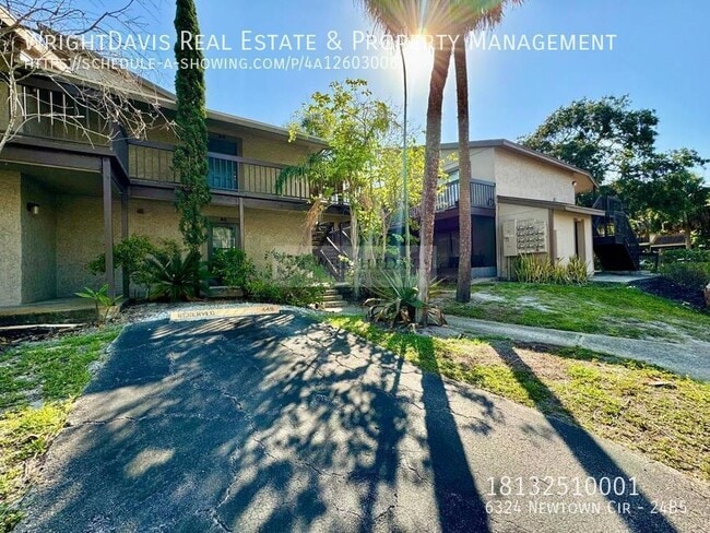 Building Photo - 6324 Newtown Cir