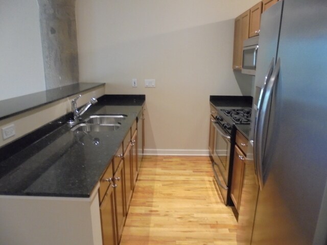 Foto del edificio - 1150 W 15th St