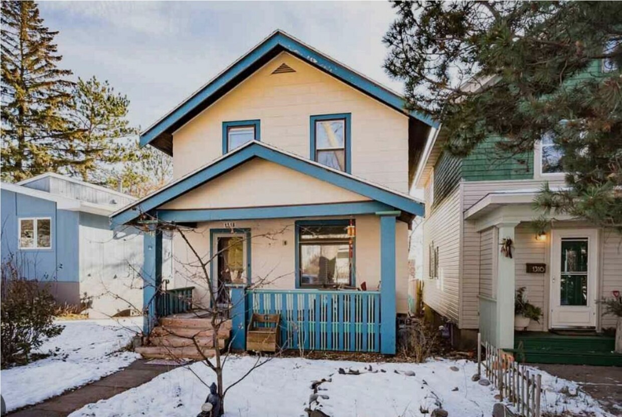 Foto principal - 1318 E 6th St
